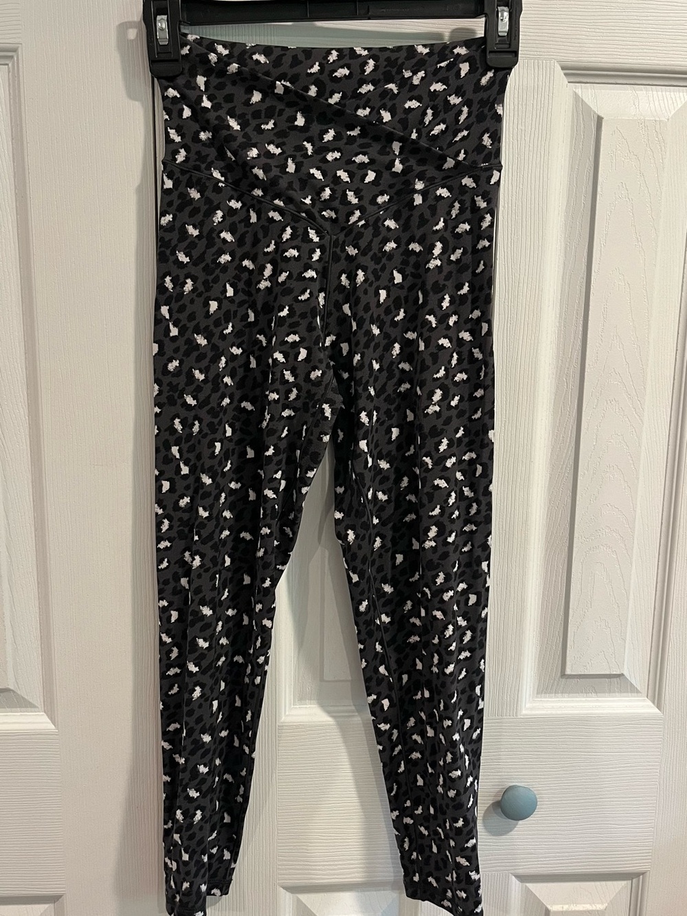 aerie Crossover Leopard-Print Leggings
